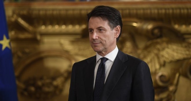 Pala italijanska vlada, premijer Conte podnio ostavku: Ankete pokazuju da će na izborima pobijediti ekstremna desnica