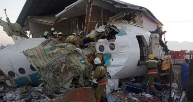 Kazahstan: U jutrošnjoj avionskoj nesreći 12 poginulih!