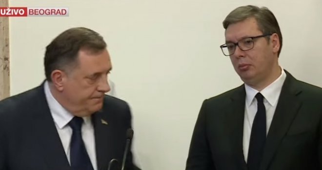 Naredio mu da spusti loptu, ovaj poslušao: Vučić još jednom pokazao da je bio i ostao Dodikov politički šef!