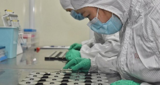Bakterija pobjegla iz laboratorije u Kini: Razboljele se hiljade ljudi