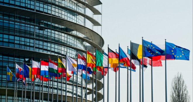 EU ponudila paket od 100 milijardi eura za sprečavanje otpuštanja radnika
