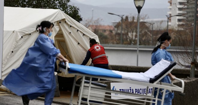 WHO: Pandemija koronavirusa 'usporava' u Evropi, smrtnost raste
