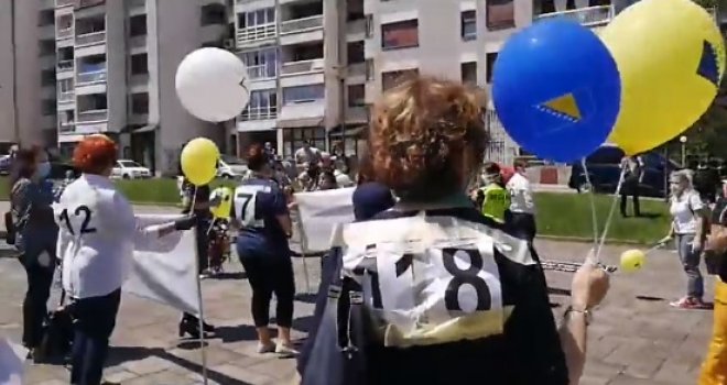  Protestna šetnja Platforme za progres u Tuzli: Dosta je bilo šutnje!