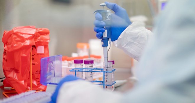 Drami nikad kraja: Naučnici zabrinuti, otkriven novi soj koronavirusa