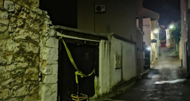 Užas u Mostaru: Muškarac nožem izbo trudnu suprugu u stomak, prevezna u bolnicu