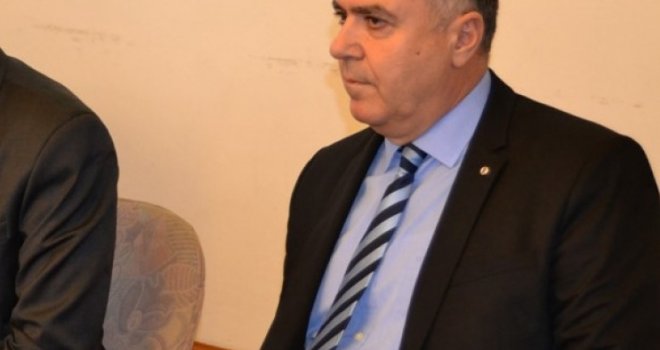 Bivši dekan PMF-a u Sarajevu Mustafa Memić preminuo na Podhrastovima