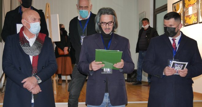 Ervin Mujabašić dobitnik nagrade 'VIII Bugojanska vaza', a Rajmond Čondrić  laureata 16. Bugojanskog likovnog bijenala