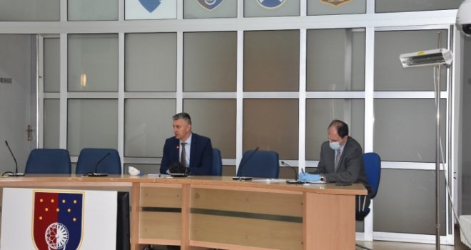 Skupština KS razriješila dužnosti članove Vlade, Elvedin Okerić iz NiP-a dolazi na mjesto predsjedavajućeg