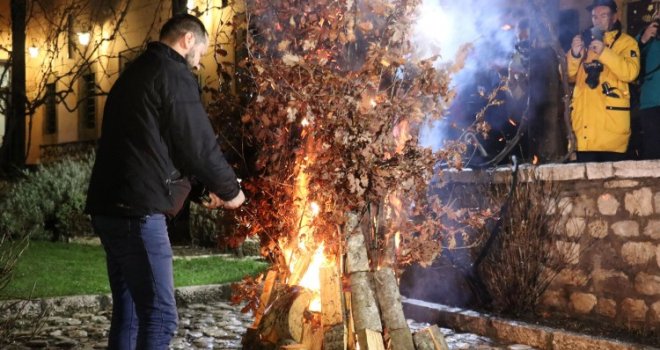 Badnje veče u Staroj crkvi sv. Arhanđela Mihaila i Gavrila u Sarajevu