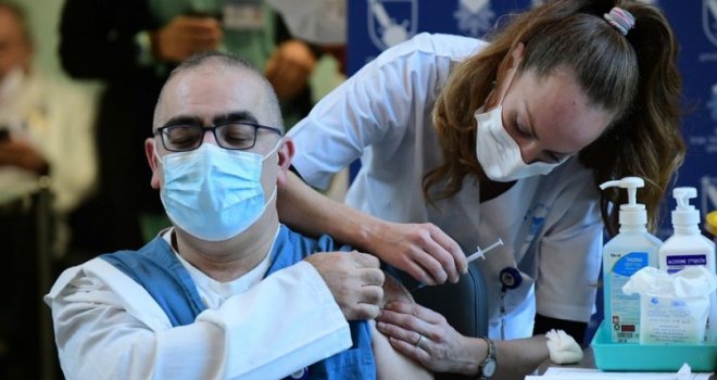 Rezultati vakcinalne kampanje iz Izraela obećavajući, opada broj oboljelih