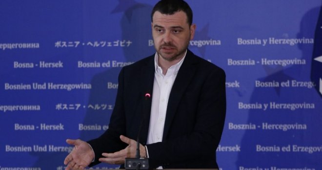 Magazinović: Vijeće ministara BiH ne čini napor da se nabave vakcine