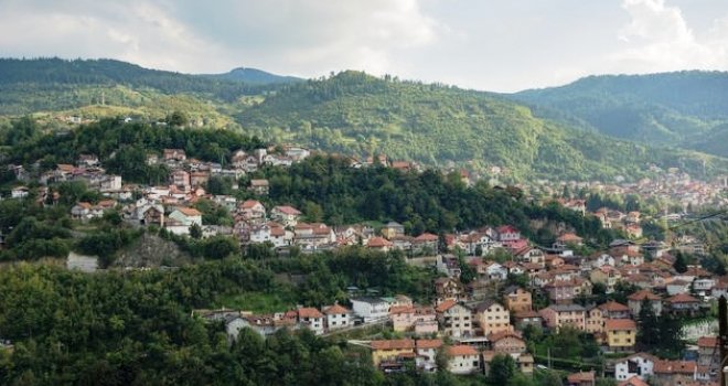 Prodaje se zemljište na Alifakovcu u sarajevskoj Općini Stari Grad: Niče novi stambeno-poslovni objekt u ulici Maguda