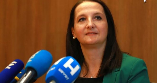 Jasmina Biščević Tokić: 'Ja sam doktor medicinskih nauka, dokazala sam da mi je najvažnija briga za zdravlje pacijenata!'