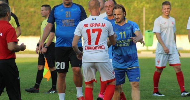 Humane zvijezde: Legende bh. fudbala odmjerile snage u utakmici protiv NK Krivaja u Zavidovićima
