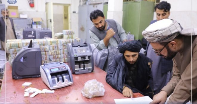 Talibani zaplijenili milione dolara od bivših afganistanskih zvaničnika: Zemlja se suočava s ozbiljnom nestašicom novčanica u cirkulaciji