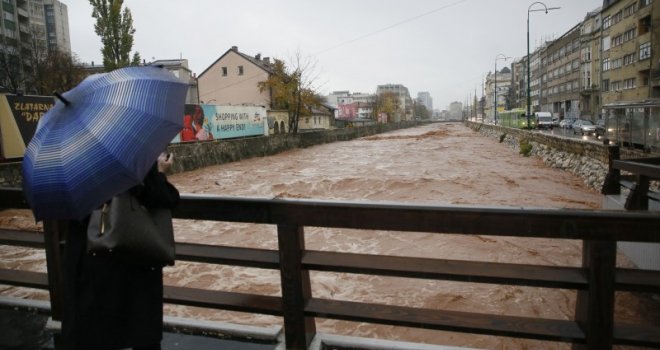 Pali se alarm, rijeke opet prijete: Izdate preporuke fizičkim i pravnim licima za spašavanje od poplava