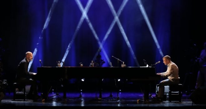 Vrhunski pijanisti u Sarajevu: Ako sinoć niste bili na koncertu Matije Dedića i Vasila Hadžimanova, zavirite u BKC  