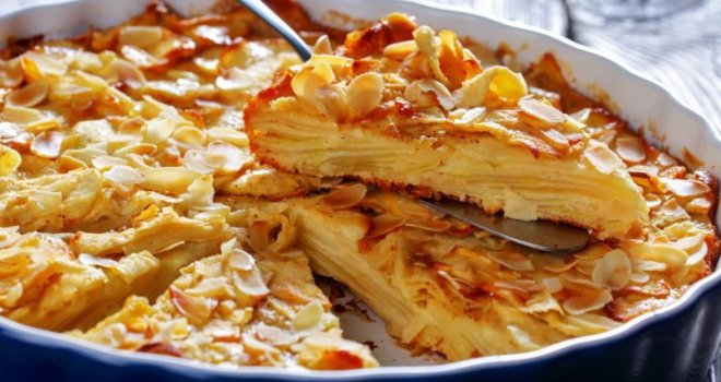 Ovaj tradicionalni francuski kolač od jabuka oduševit će i vas i ukućane, brzo se sprema i ne košta puno