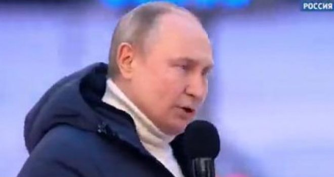 Ruska televizija naglo prekinula Putinov govor na prepunom stadionu: Pogledajte snimak!