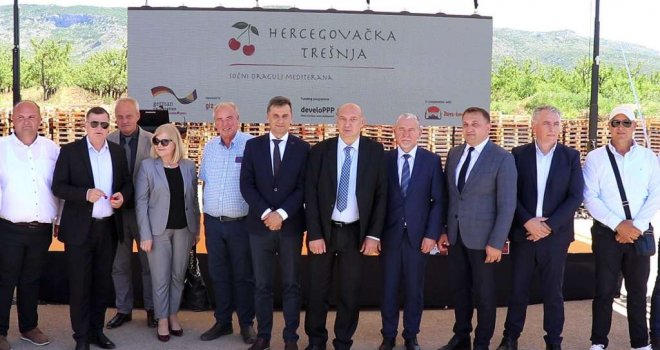 Potencijal hercegovačke trešnje je ogroman: Ministar Dedić otvorio 'Dan mediteranskog voća' u Mostaru