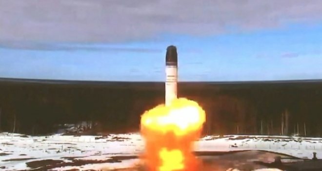  Sjeverna Koreja opet ispalila balističke rakete u more, projektili dosegnuli visinu od 550 kilometar