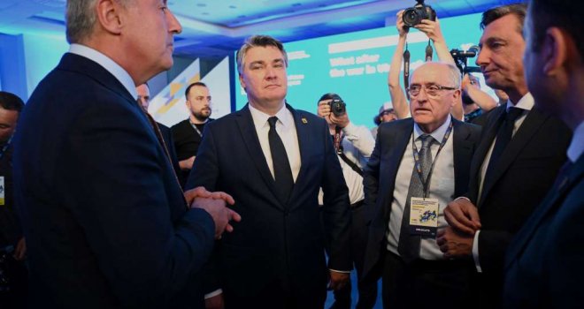 Ukrajina dobila preporuku za kandidatski status u EU. Milanović: Status kandidata Ukrajini treba uvjetovati istim za BiH