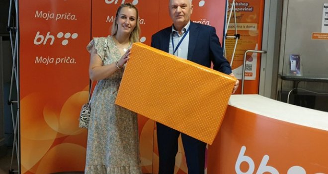 Dobila televizor od BH Telecoma: Postala 55.000-ti korisnik Moje TV u Tuzlanskom kantonu i osvojila nagradu!
