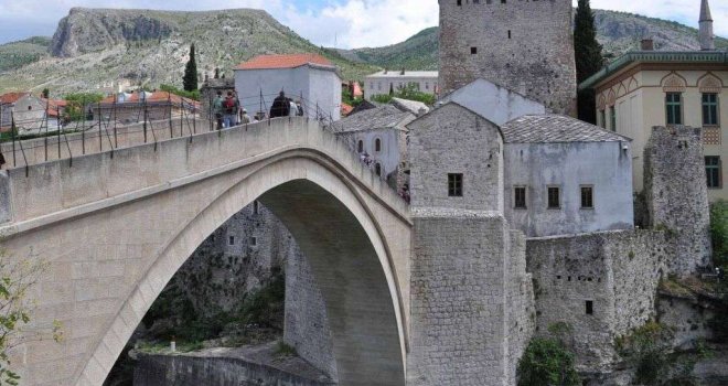 Mostar proglasio Dan žalosti povodom tragične smrti četiri osobe