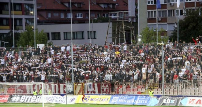 Četiri navijača Sarajeva povrijeđena u Zenici, policija traga za napadačima