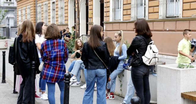 Počela nastava u Kantonu Sarajevo u osnovnim i srednjim školama