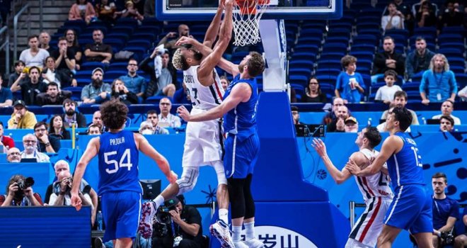 Dramatična borba u Berlinu: Francuzi nakon produžetka pobijedili Italiju i plasirali se u polufinale Eurobasketa