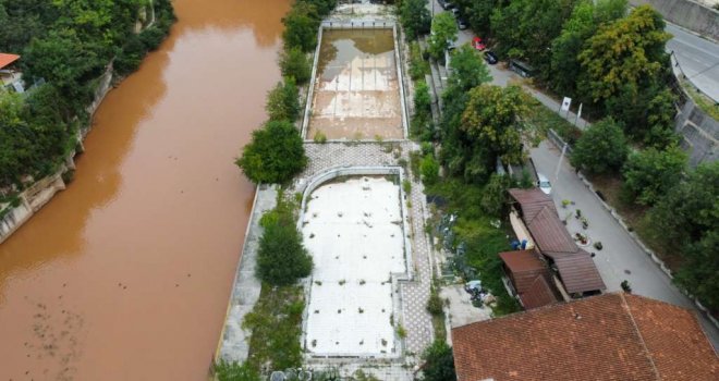 Radili skoro 100 godina, a danas ruglo usred Sarajeva: Šta se dešava sa projektom Bazeni Bentbaša? Hadžibajrić u akciji...  