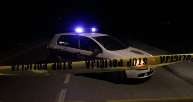 Stravična nesreća na putu Tuzla-Sarajevo: Učestvovalo pet vozila, jedna osoba poginula