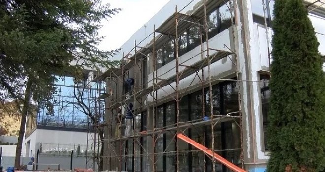 Otvaraju se nova radna mjesta u bivšoj hali TAS-a kod Sarajeva, uskoro počinje opremanje moderne laboratorije