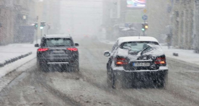 Ne krećite na put bez veće potrebe: Ulice Sarajeva su u kolapsu!