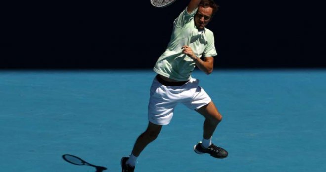 Medvedev prekinuo Đokovićev pobjednički niz: Srpski teniser bez finala ATP turnira u Dubaiju