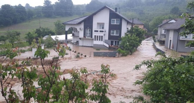 Zbog padavina i poplava proglašeno stanje prirodne nesreće u Čeliću