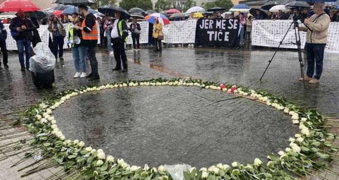 Obilježen Dan bijelih traka u Prijedoru: Želimo izgraditi spomenik za djecu ubijenu u ovom gradu