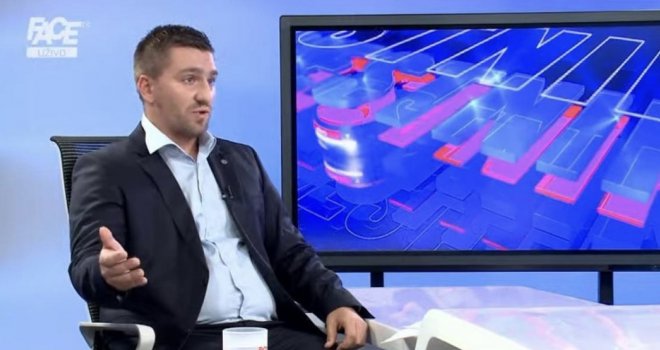 Ademović poručio Mandiću: Ne želim biti načelnik Općine Centar! Znamo koliko nisi uradio