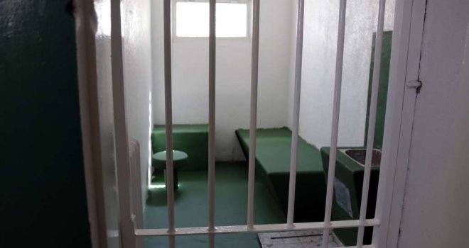 Užas u bh. zatvoru: Čuvar pretukao zatvorenika, pokrenuta istraga