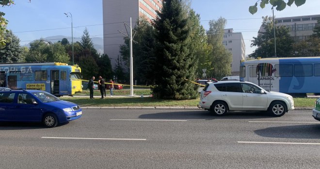 Tramvaj kod Kampusa udario radnika, obustavljen saobraćaj