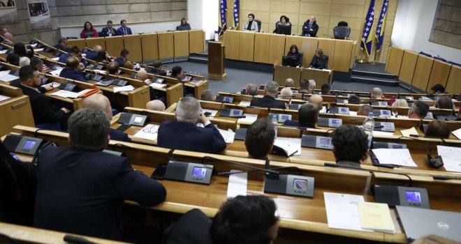 Sjednica Parlamenta: Hoće li biti dovoljno ruku za imenovanje Marina Vukoje