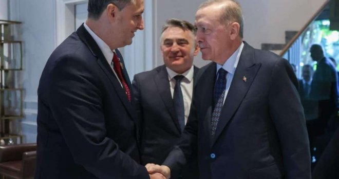  Osmijeh i čvrsti stisak ruke: Šta je Erdogan poručio građanima BiH nakon razgovora sa Bećirovićem, Komšićem i Cvijanović