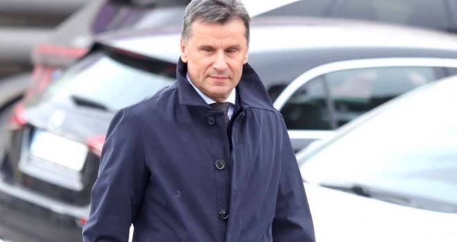 Fadil Novalić otišao na izdržavanje zatvorske kazne u Vojkoviće