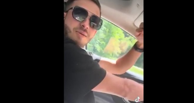 Ramo Isak napravio pjesmu o sebi, njegov sin se snimao kako je pjeva u autu