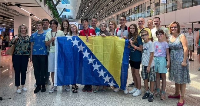 Ministrica Hota-Muminović dočekala mlade bh. takmičare, ovjenčane medaljama na Juniorskoj matematičkoj olimpijadi