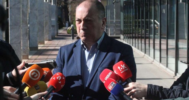 Igor Crnadak traži od Viškovića da poništi zakone s posljednje sjednice NSRS