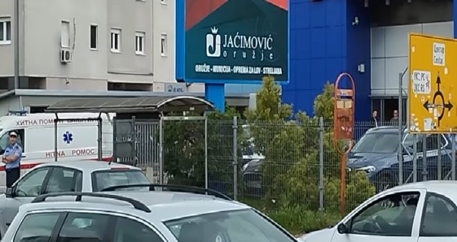 Ubijen mladić u Banjoj Luci:  Muškarac usmrćen sa nekoliko rafala iz automatskog oružja?