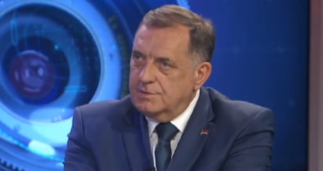 Dodik priznao da prolazi kroz težak period i da mu se život promijenio, pa upozorio privrednike iz RS da ne kukaju zbog teške situacije