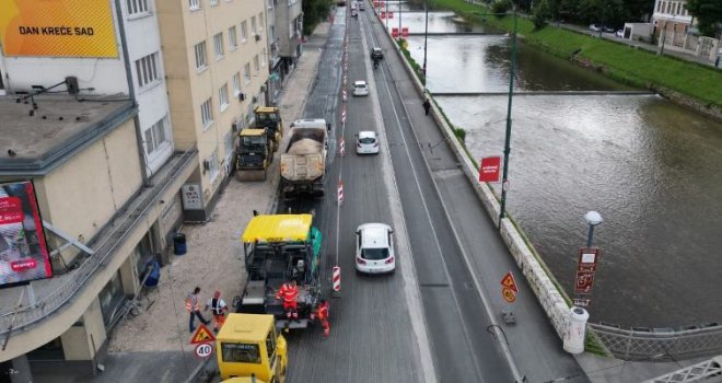 Nema vožnje kroz centar Sarajeva: Ulica Obala Kulina bana zatvorena za saobraćaj, počinje asfaltiranje